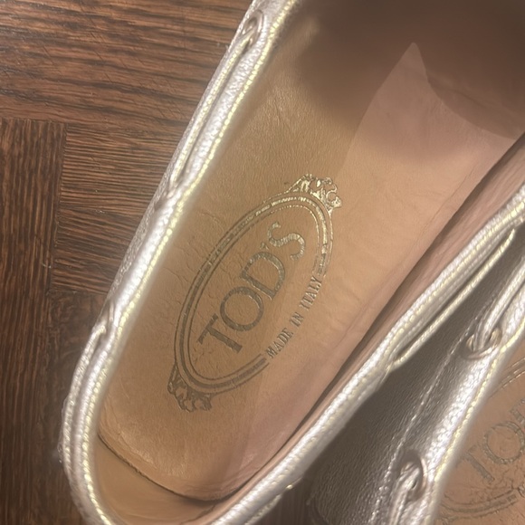 Silver Tod’s shoes size 6 - Picture 2 of 5